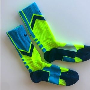 NIKE HyperElite neon blue and yellow/green SzM